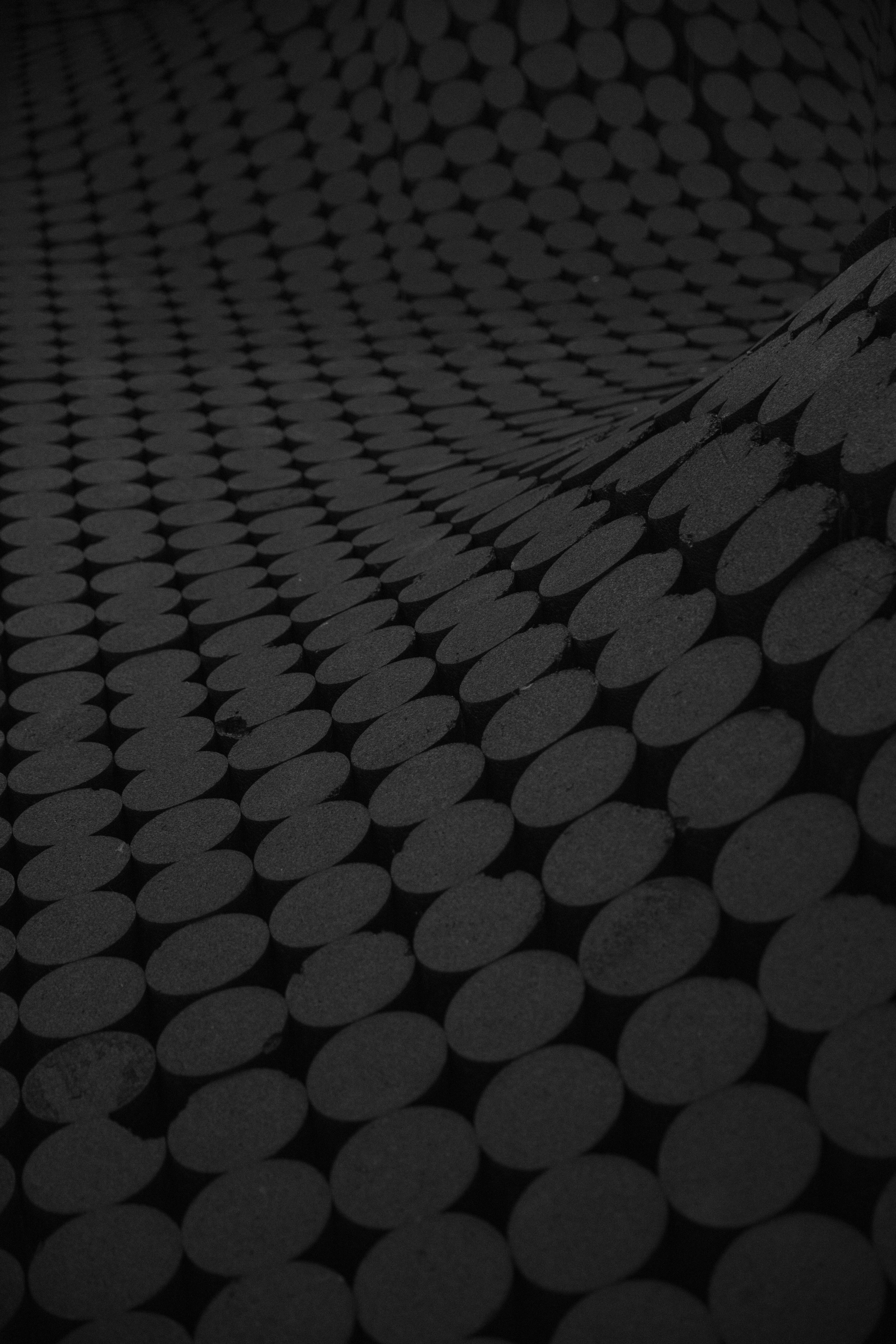 Dark circle pattern